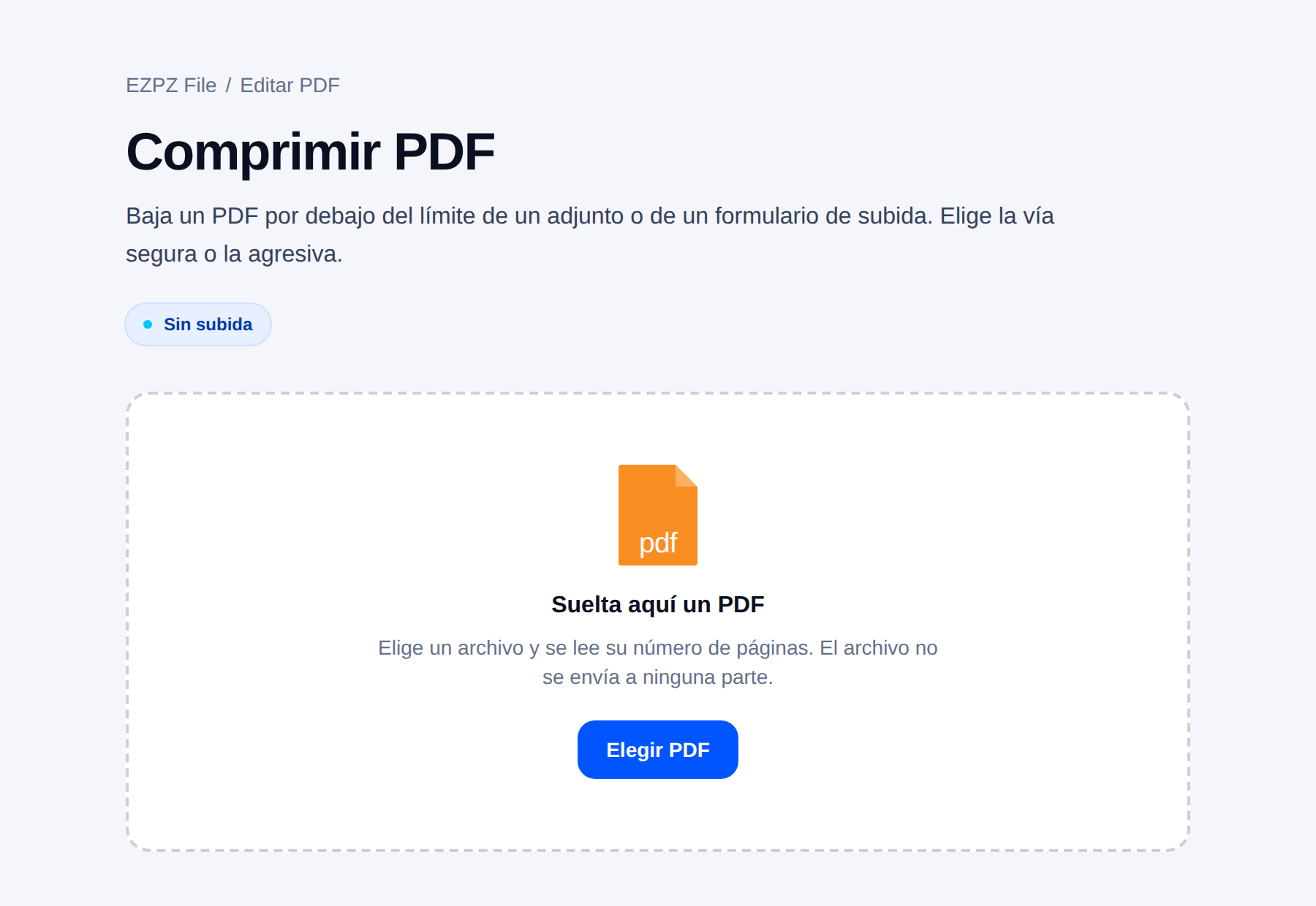La herramienta de compresión de PDF de EZPZ File, con una zona para soltar archivos en el centro.